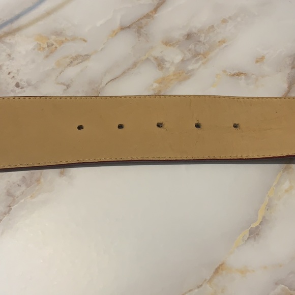 GENUINE LEATHER ‘LORD & TAYLOR’ BELT!! - Picture 3 of 9